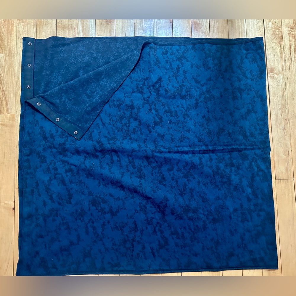 Lululemon Vinyasa Customizable Snap Scarf Wrap - Picture 4 of 6